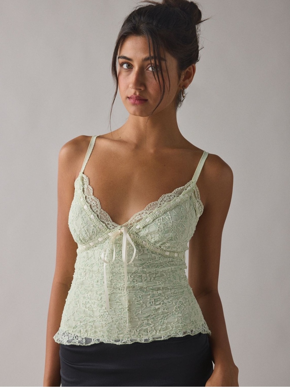 NWT UO Kimchi Blue Clover Lace + Ribbon Trim Cropped Cami Green Size S